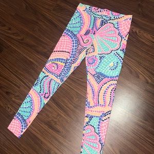 ✨Lilly Pulitzer Leggings in ‘Tile Wave’✨